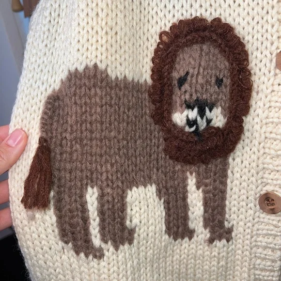 Handmade Animal Cardigan Knit Sweater Elephant Giraffe Lion Squirrel Horse - Picture 3 of 5